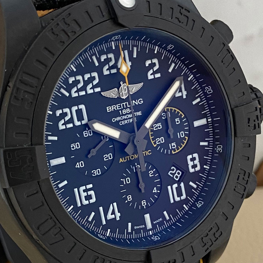 Breitling Avenger Hurricane XB1210E4/BE89 7