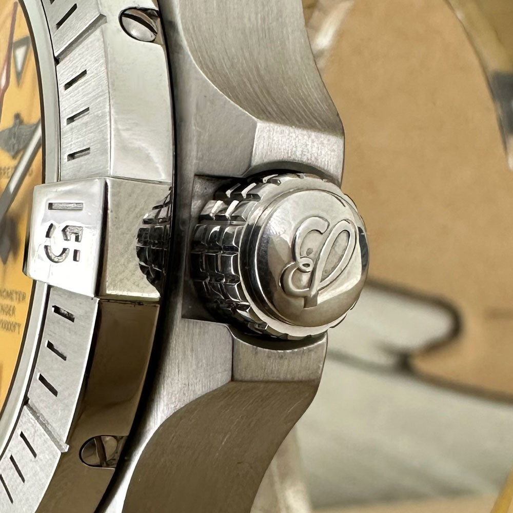 Breitling Avenger Seawolf A17319 4