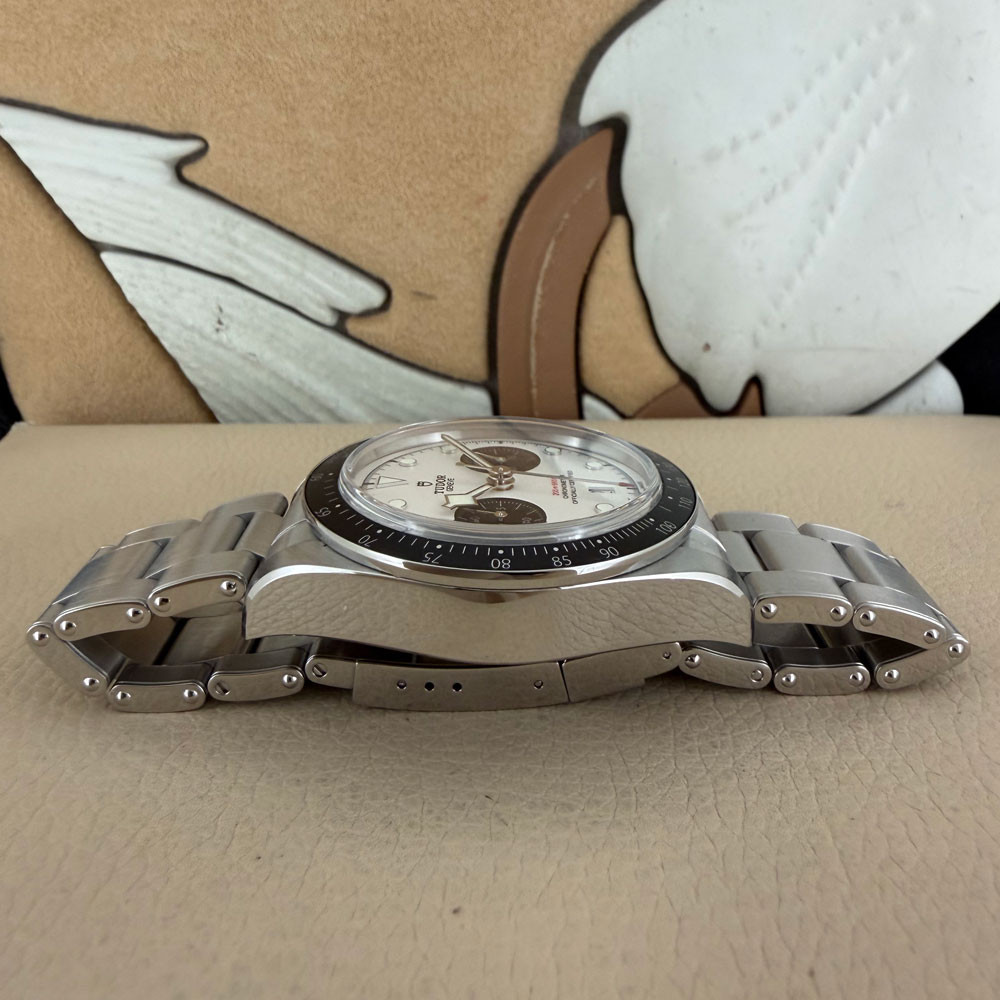 Tudor Black Bay Chronograph 79360N 12