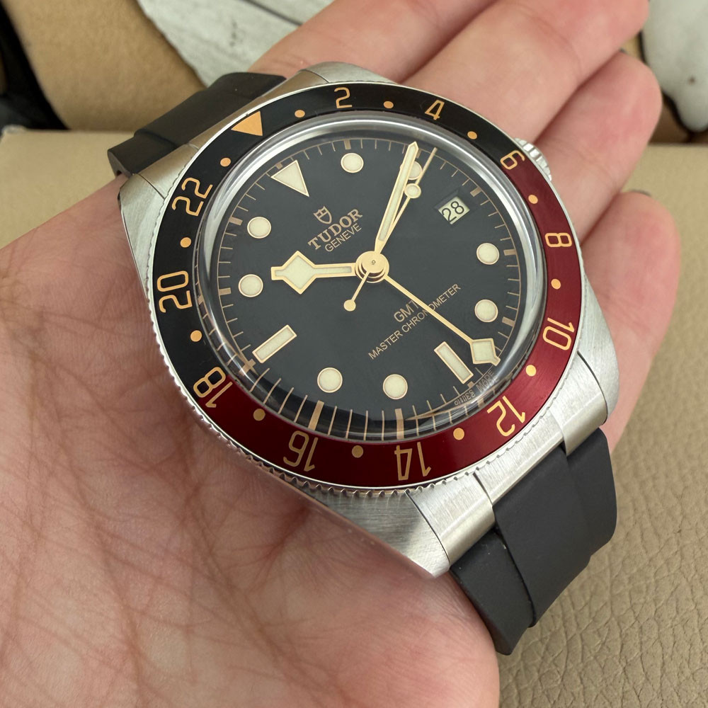 Tudor BLACK BAY GMT 58 7939G1A0NRU 10