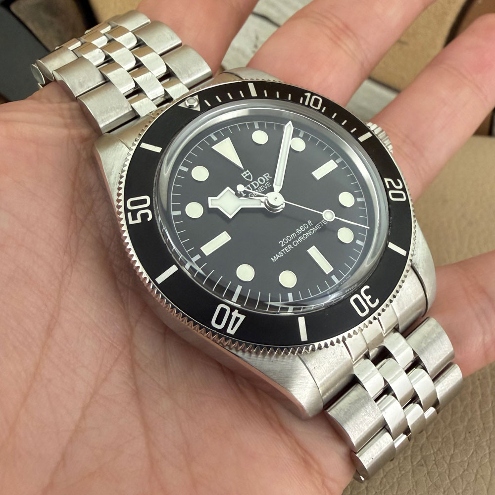 Tudor Black Bay 7941A1A0NU 10