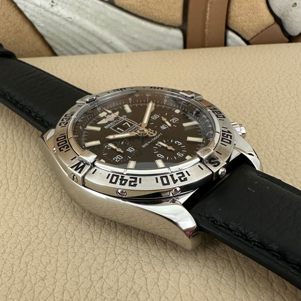 Breitling Blackbird A44359 11