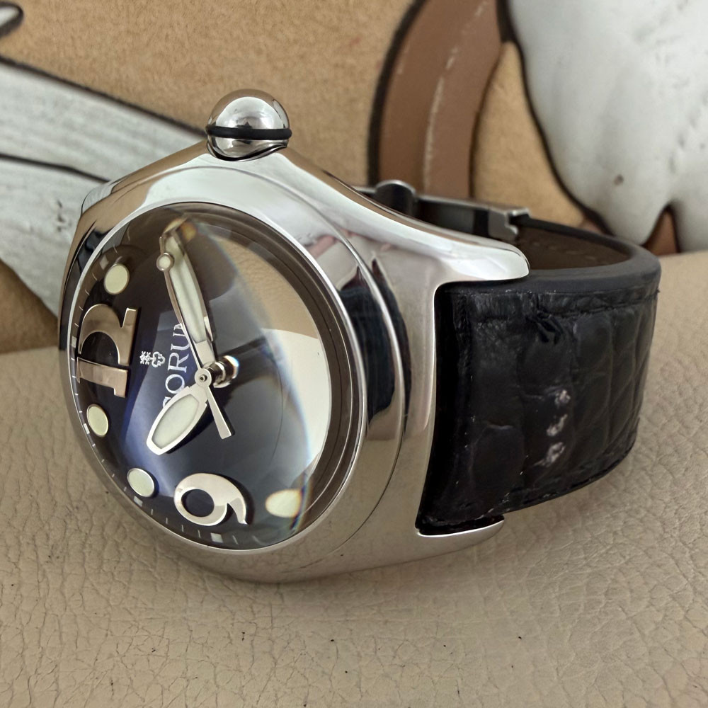Corum Bubble 82.150.20 11