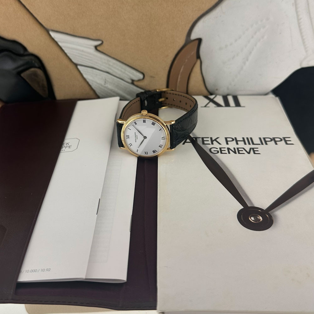 Patek Philippe Calatrava Clous de Paris 3992 1