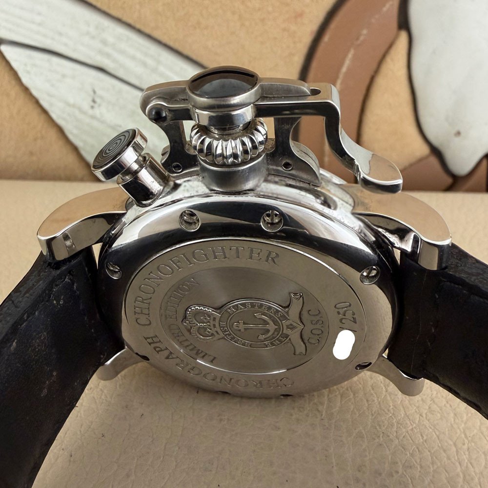 Graham Chronofighter Carbon Racing 2FCFS 8