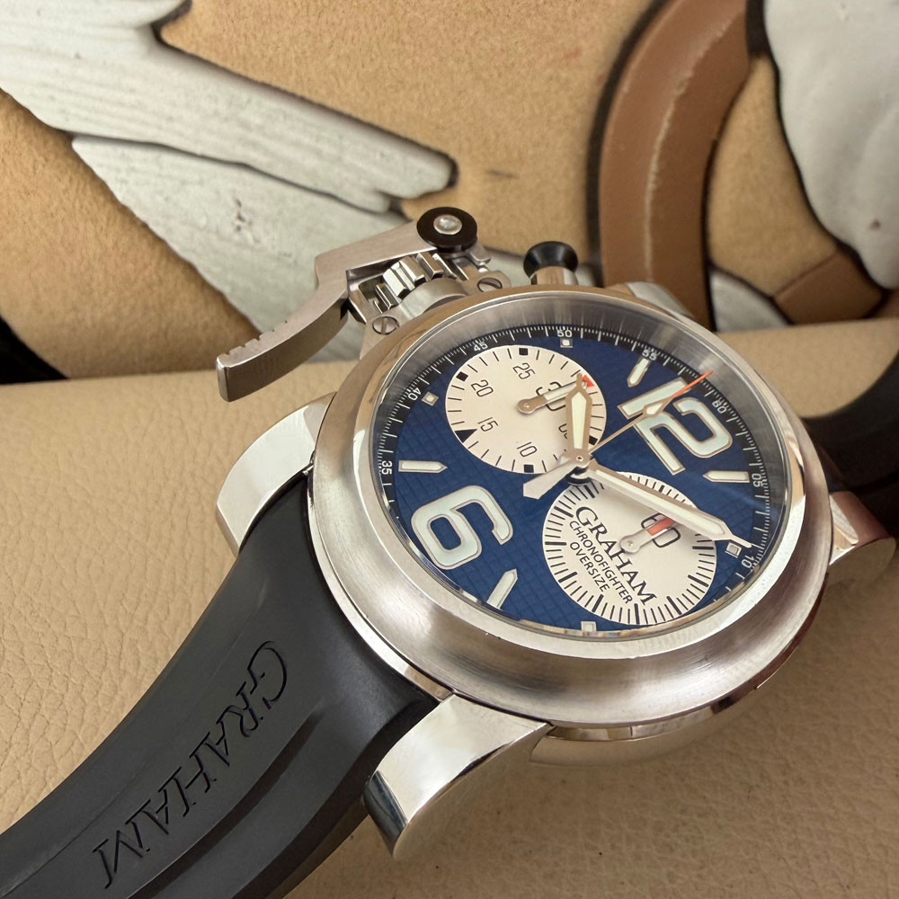 Graham Chronofighter Oversize 12