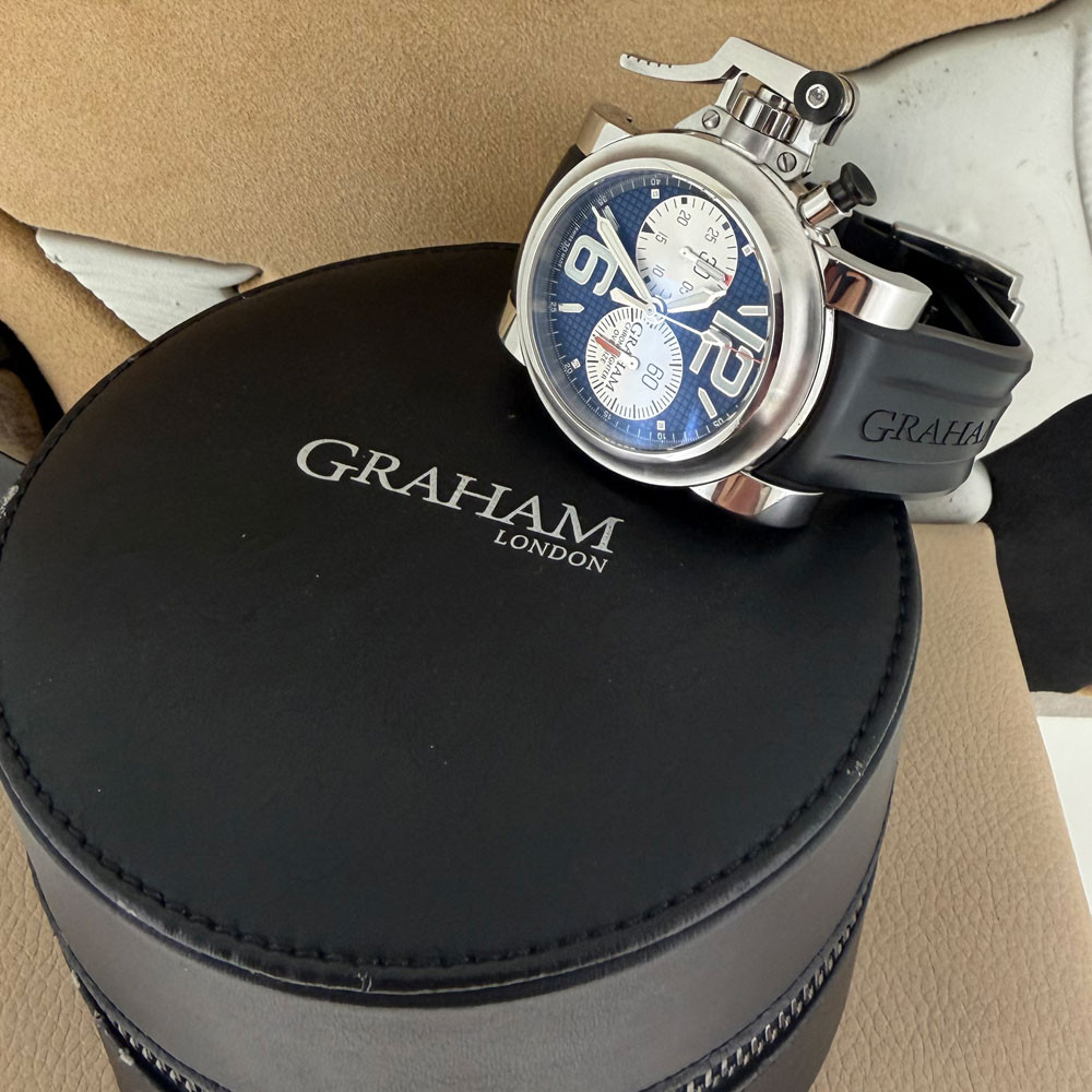 Graham Chronofighter Oversize 1