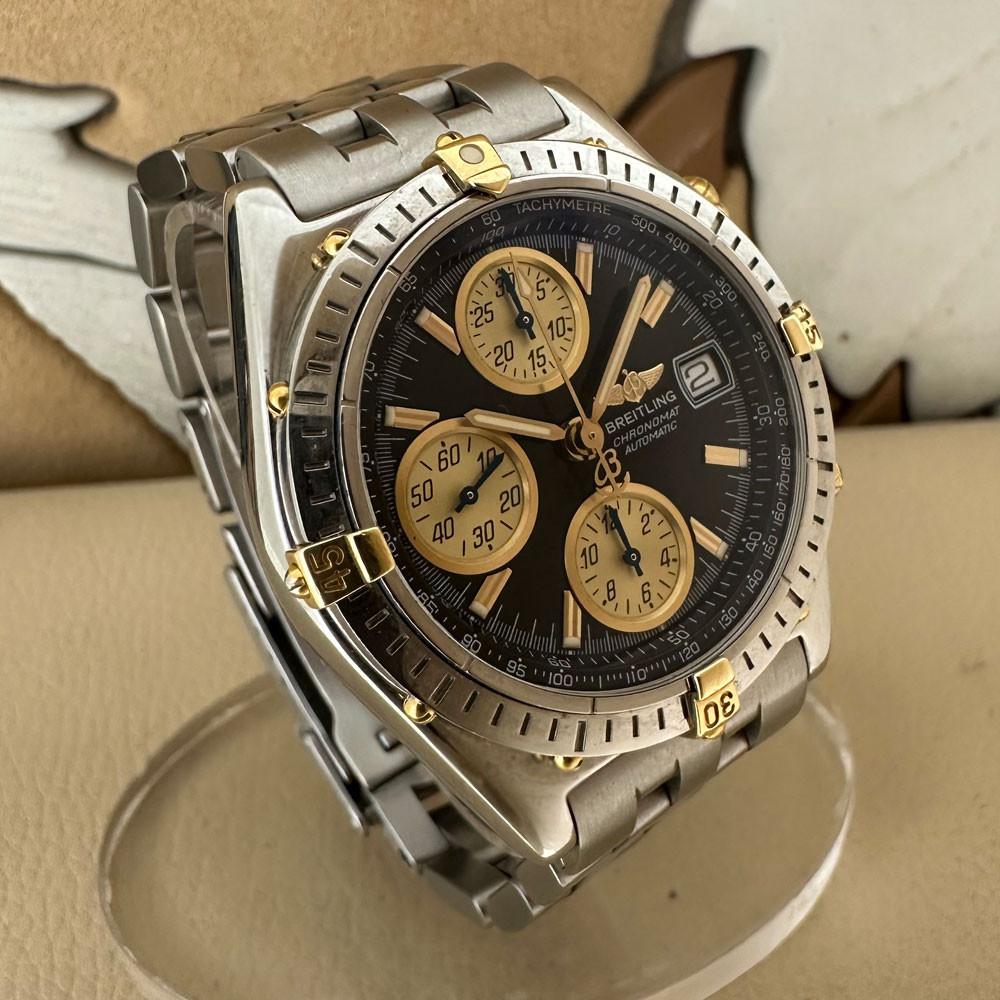 Breitling Chronomat B13050.1 2