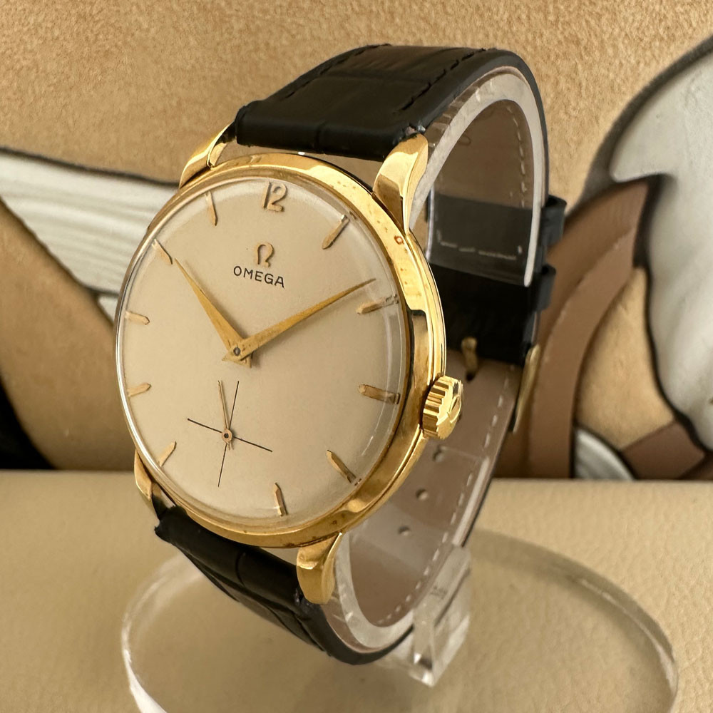 Omega Classic Vintage 2685 2