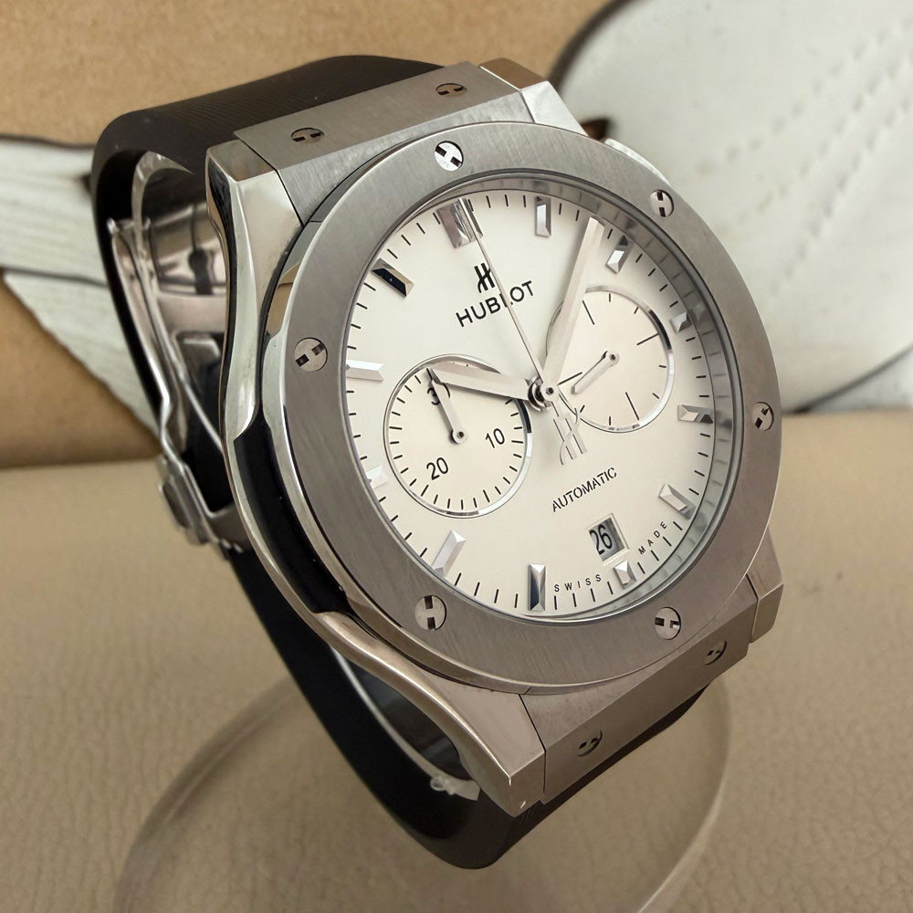 Hublot Classic Fusion  Chronograph 541.NX.2611.RX 3
