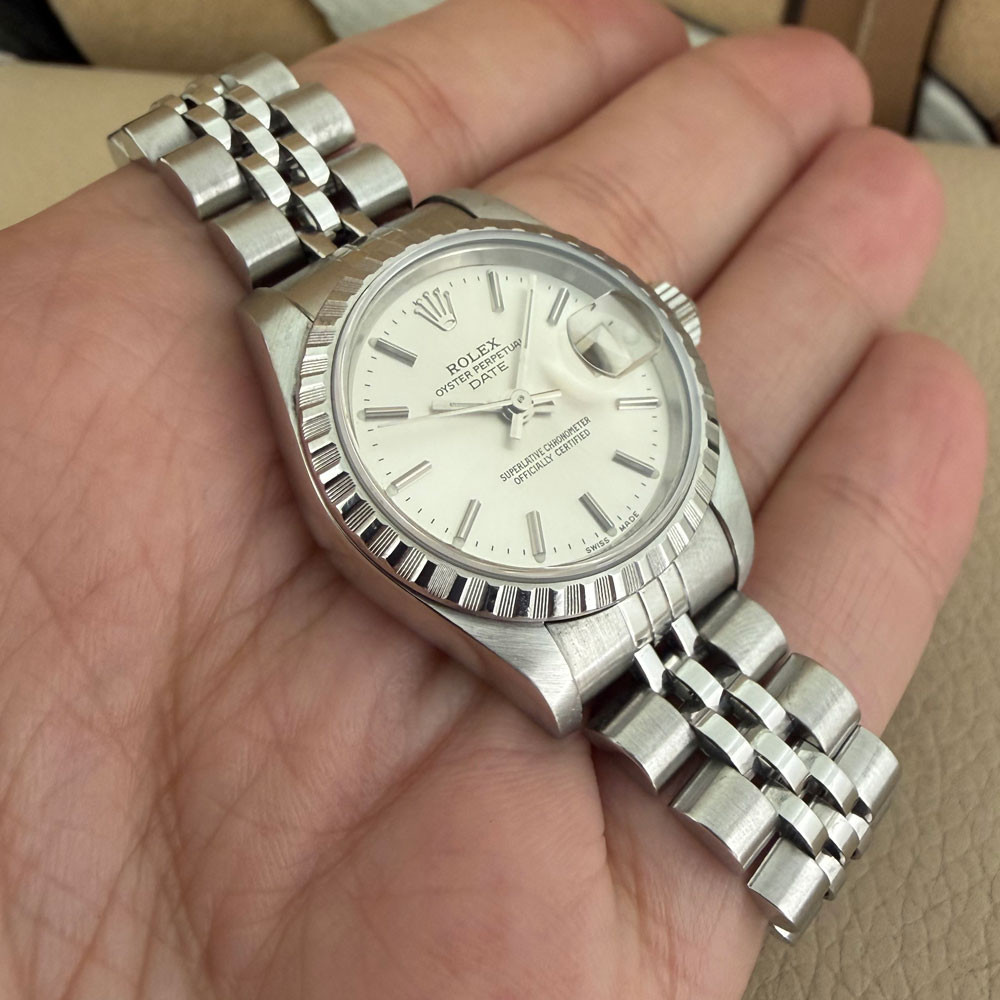 Rolex Date Lady 79240 9