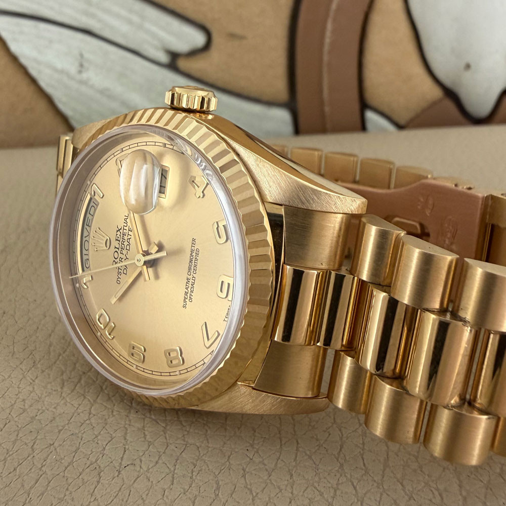 Rolex Day-Date 18238 15