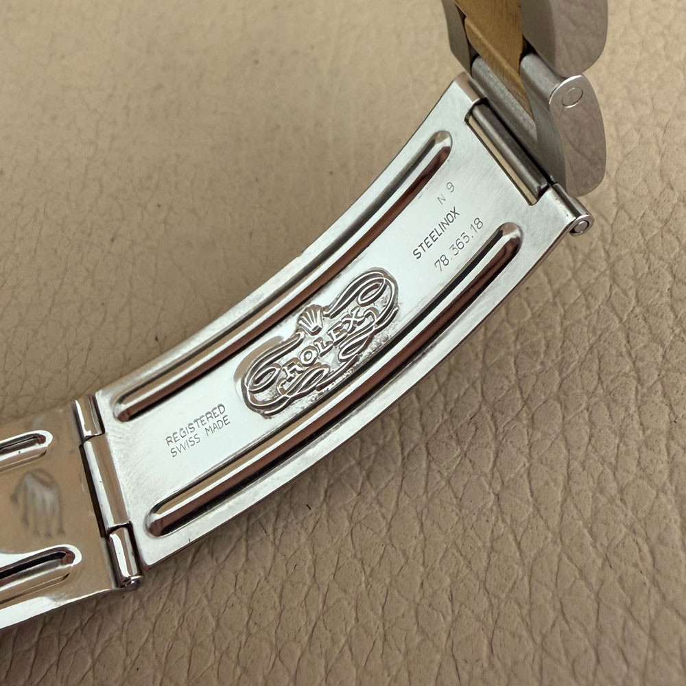 Rolex Daytona 4 Lines 16523 11