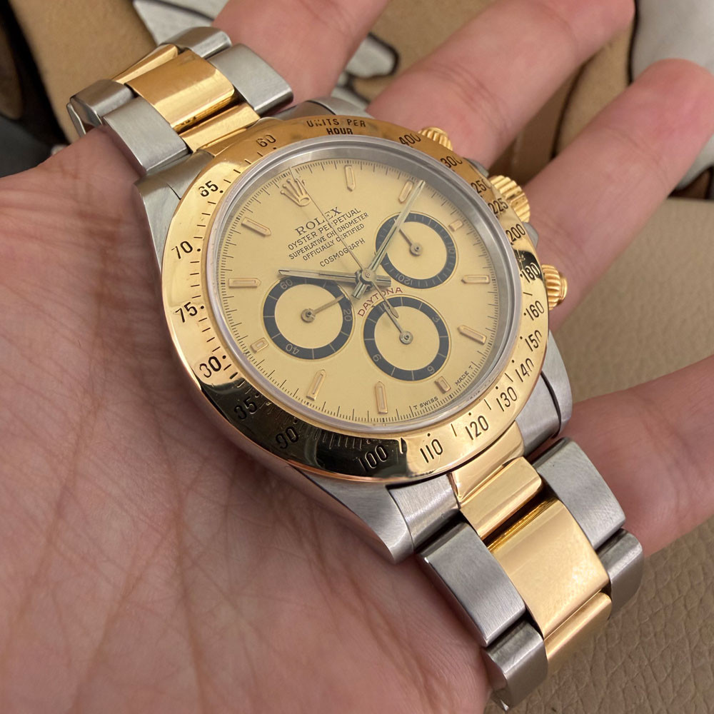 Rolex Daytona Floating Dial 16523 10
