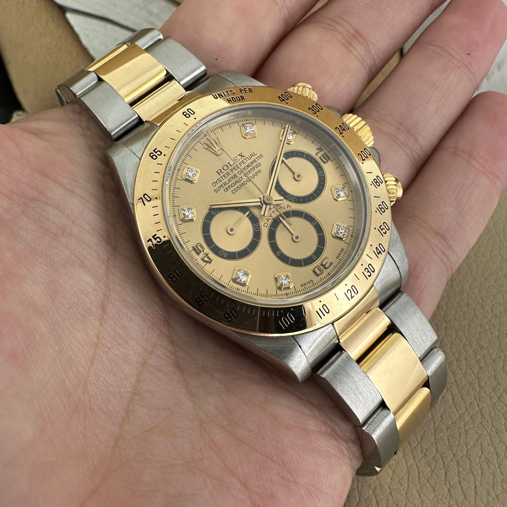 Rolex Daytona Inverted 6 Diamonds Dial 16523 10