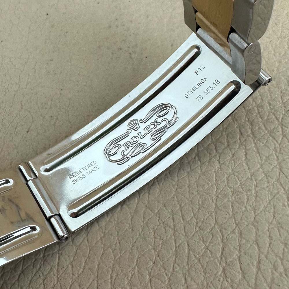 Rolex Daytona Inverted 6 Diamonds Dial 16523 11