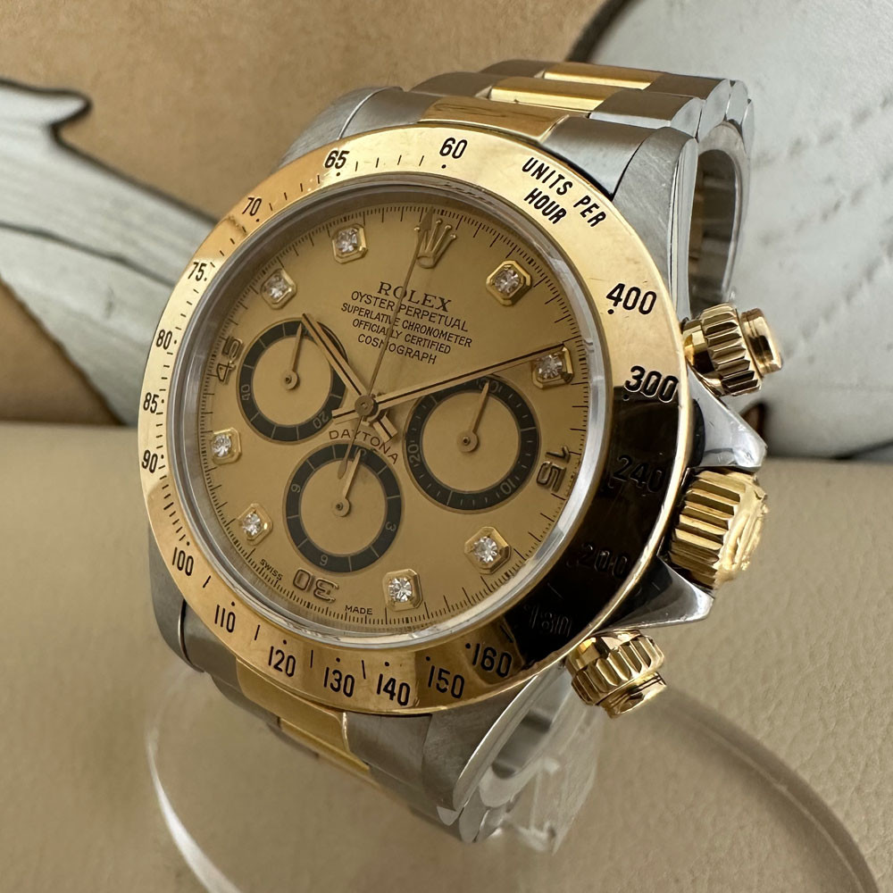Rolex Daytona Inverted 6 Diamonds Dial 16523 2
