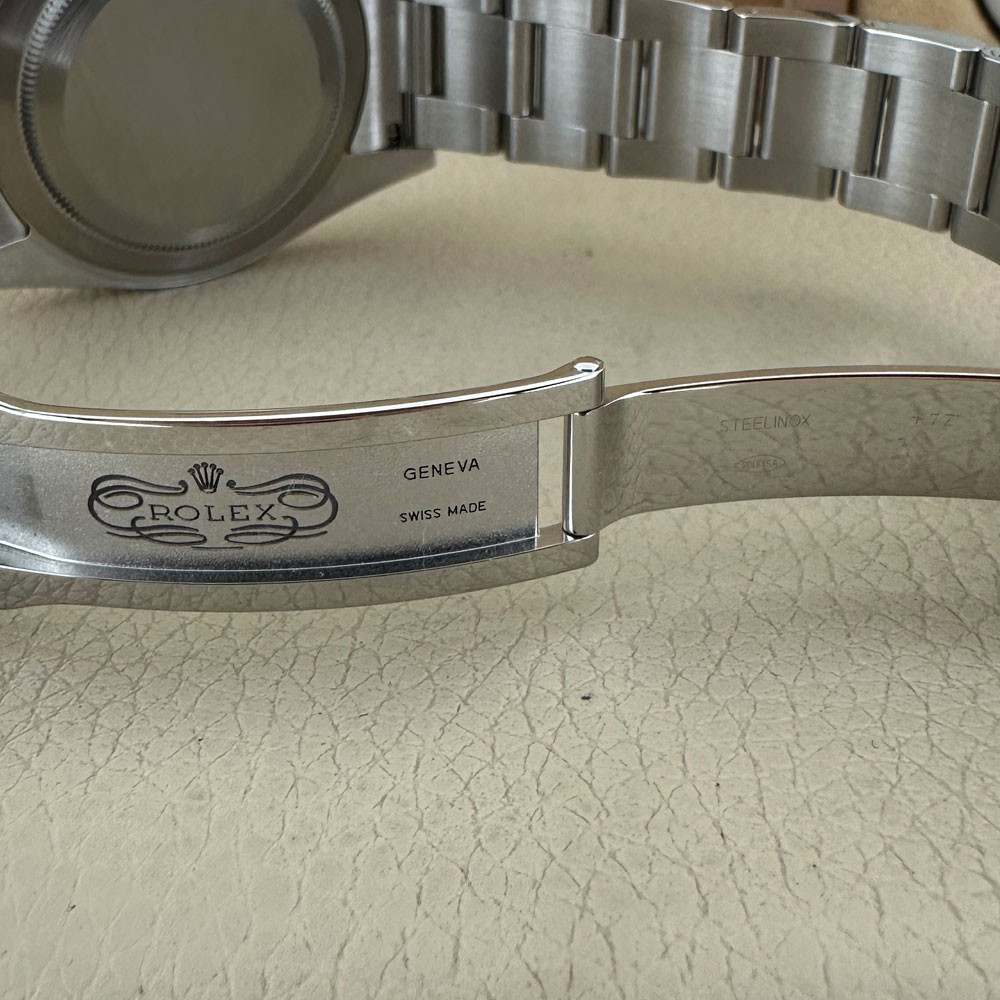 Rolex Explorer 39 MM Mark I 214270 11