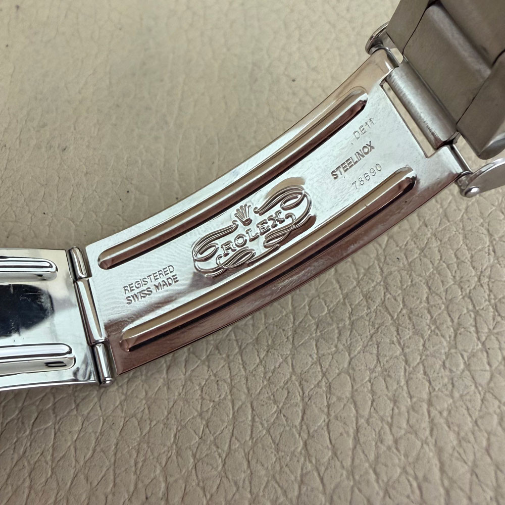 Rolex Explorer 114270 10