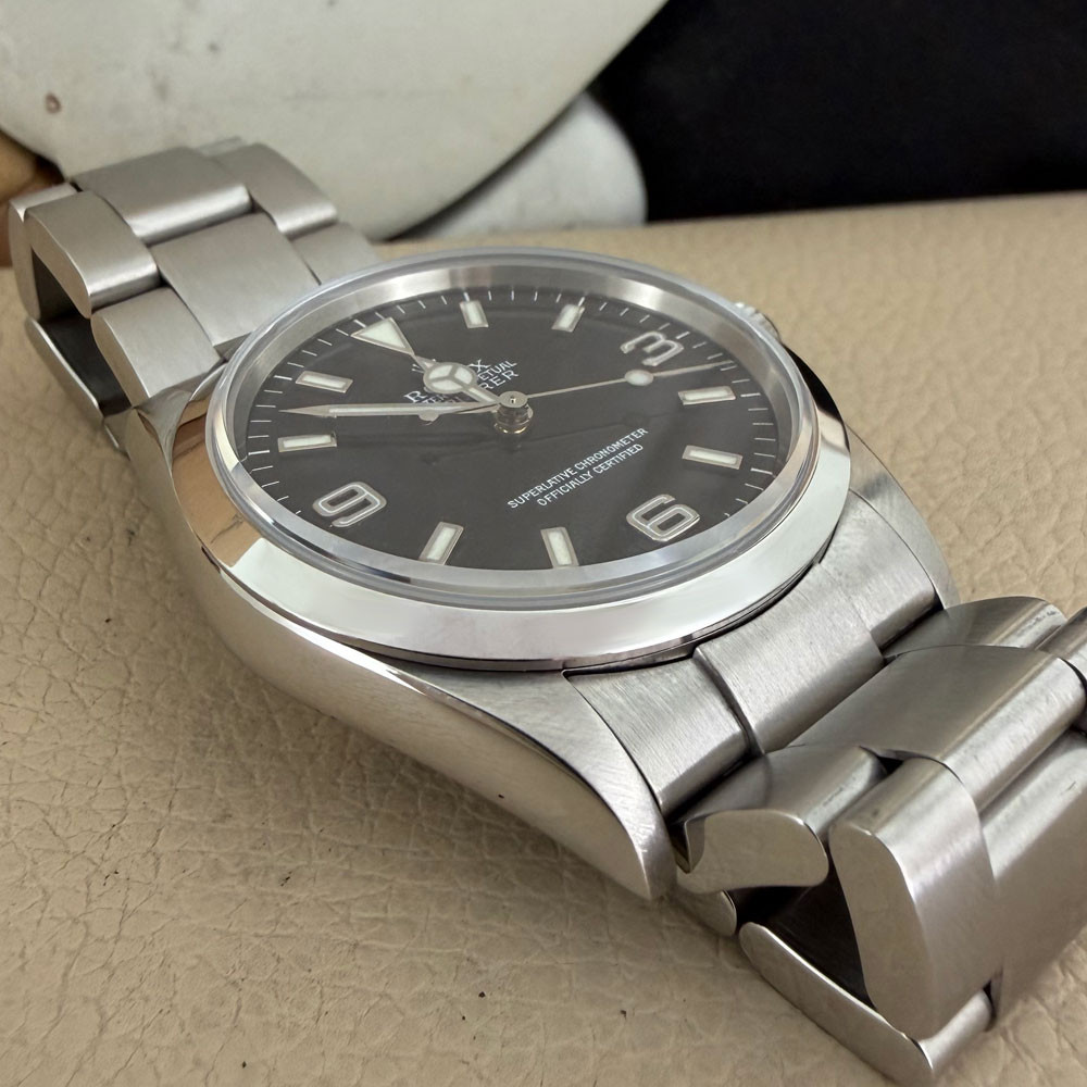 Rolex Explorer 114270 12