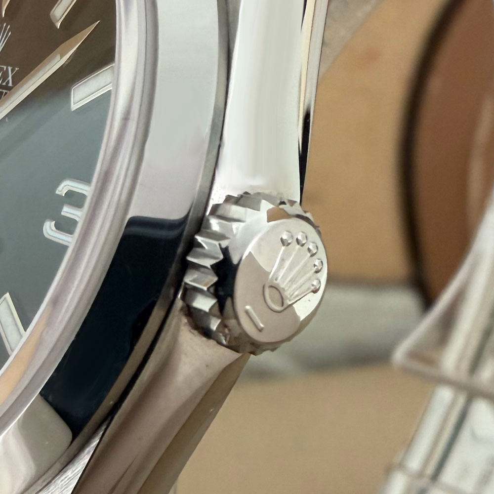 Rolex Explorer NOS 114270 5