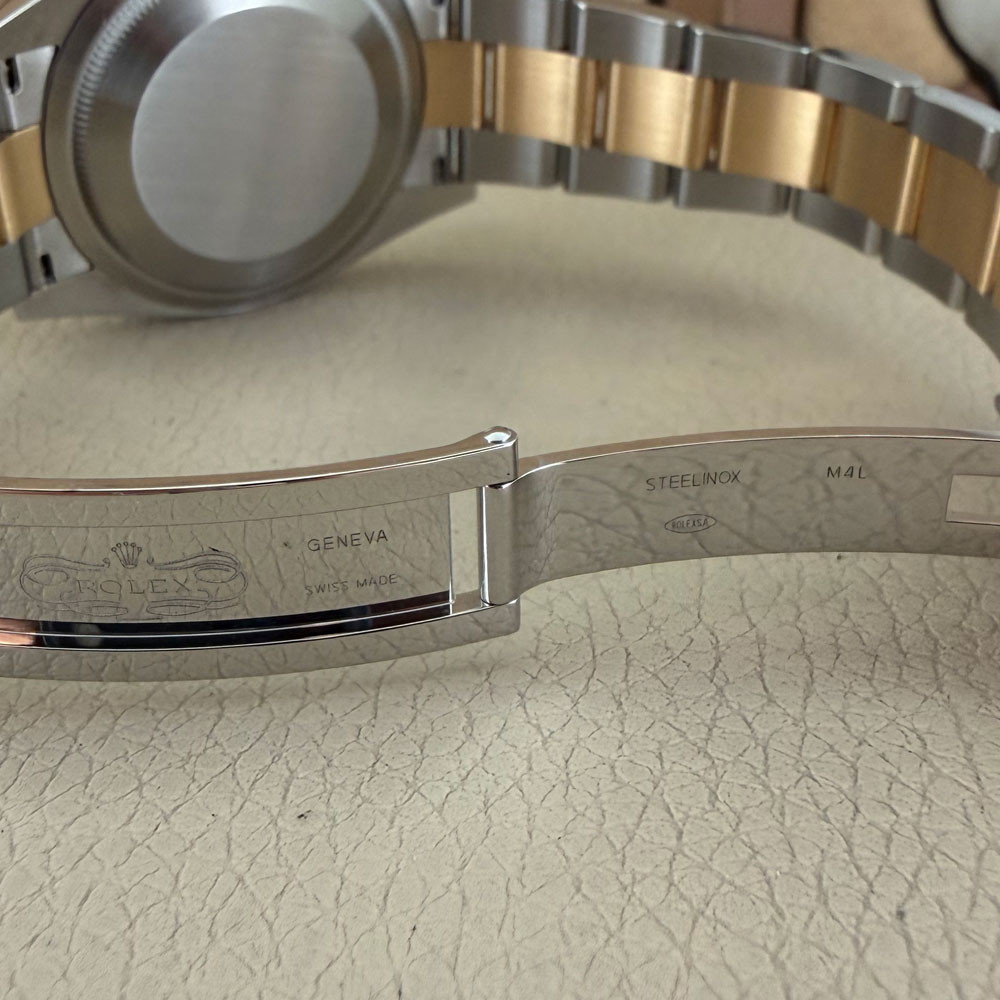 Rolex Explorer 124273 11