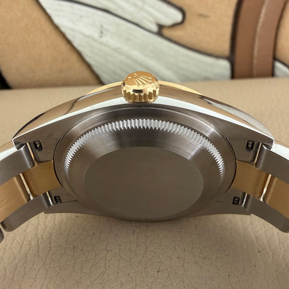 Rolex Explorer 124273 8