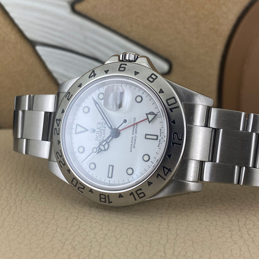 Rolex Explorer II 16570 14
