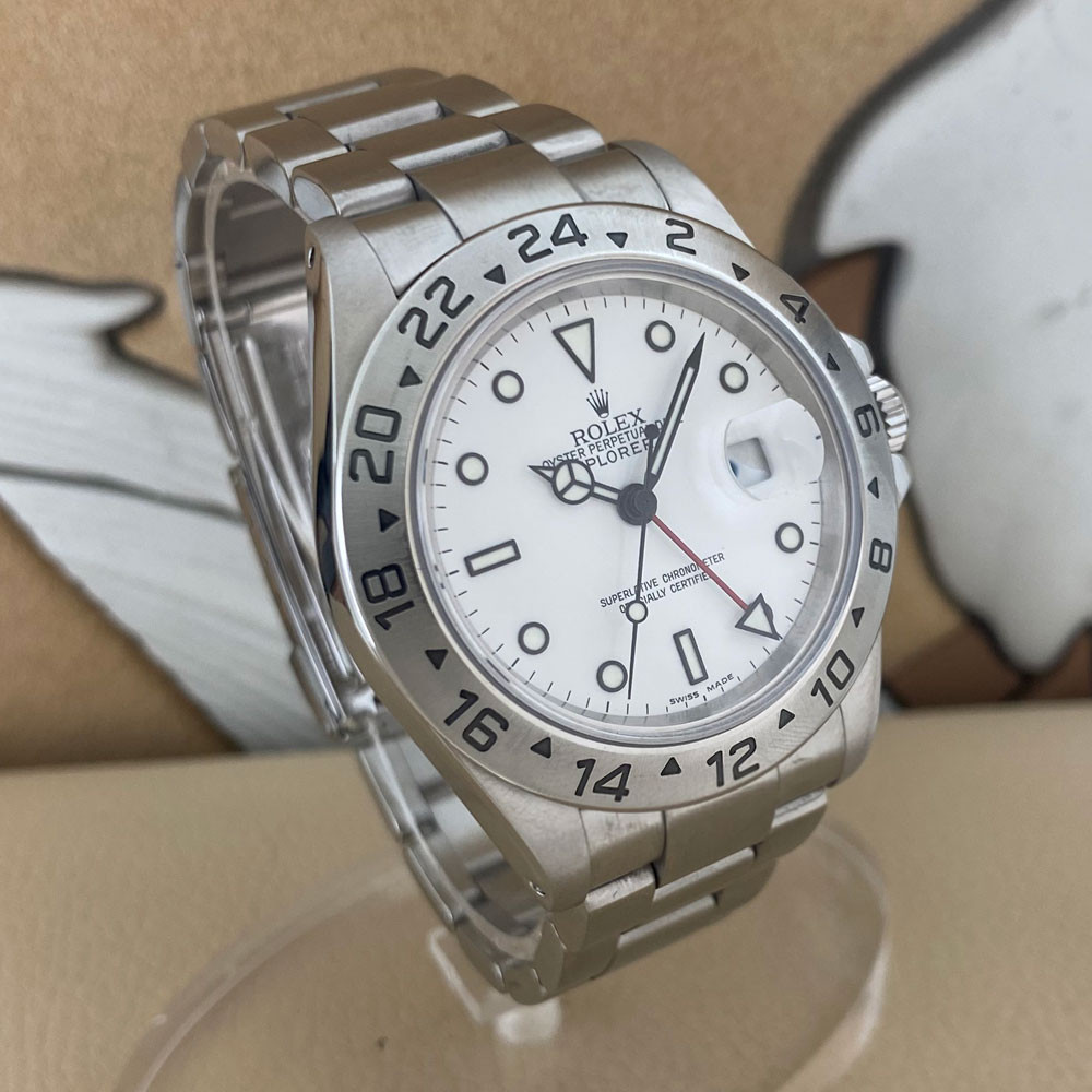 Rolex Explorer II 16570 3