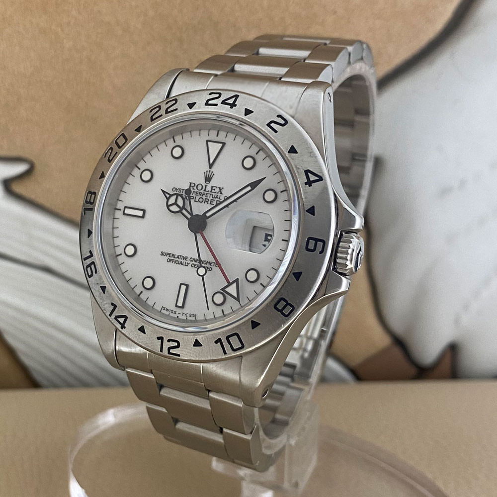 Rolex Explorer II 16570 1