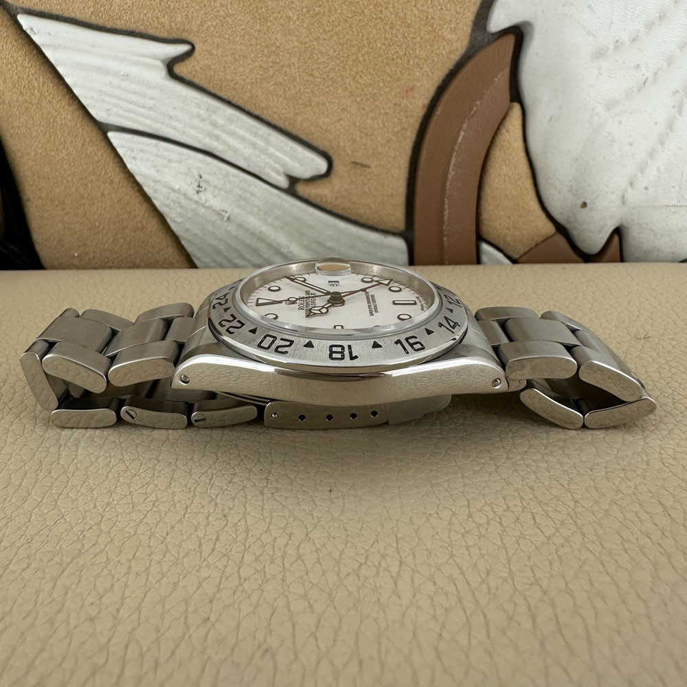 Rolex Explorer II 16570 12