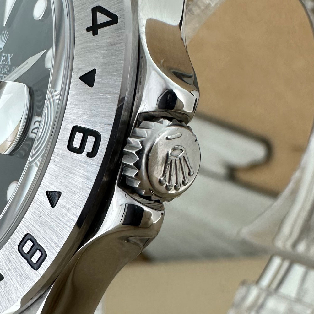 Rolex Explorer II 16570 3