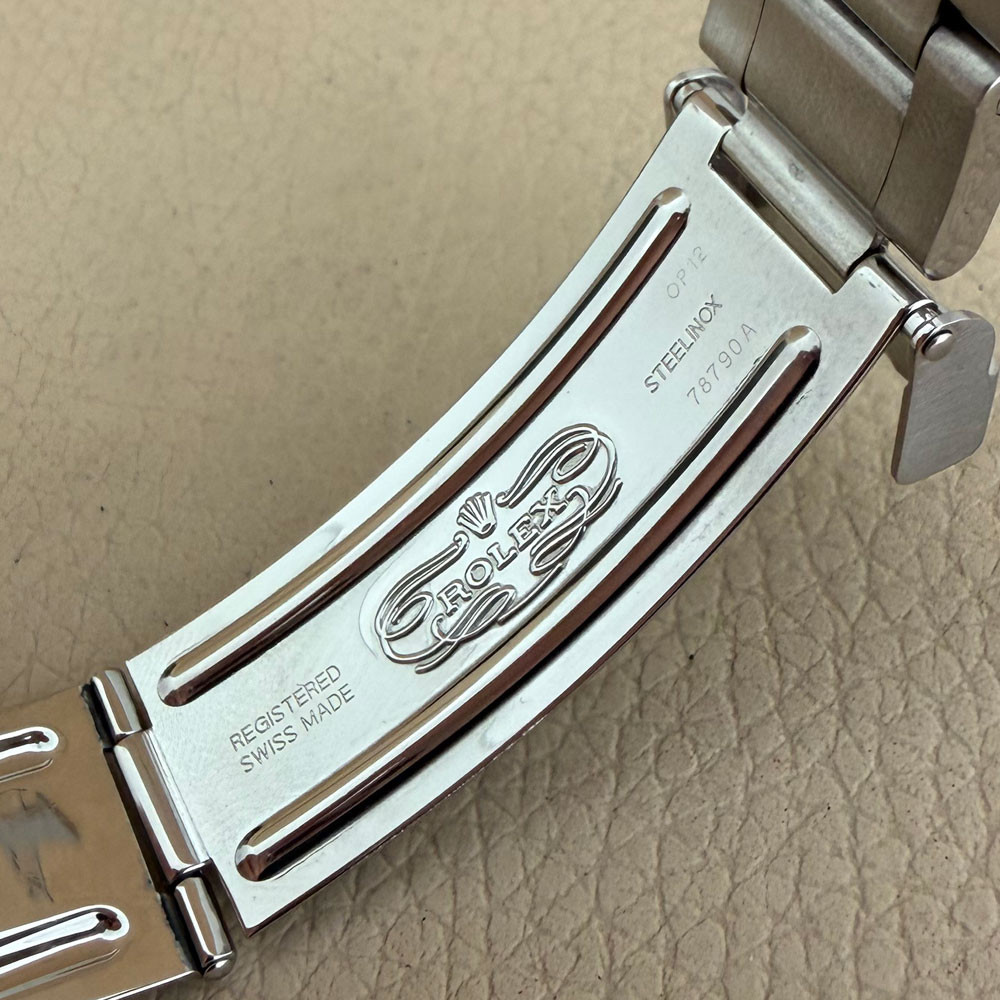 Rolex Explorer II 16570 10