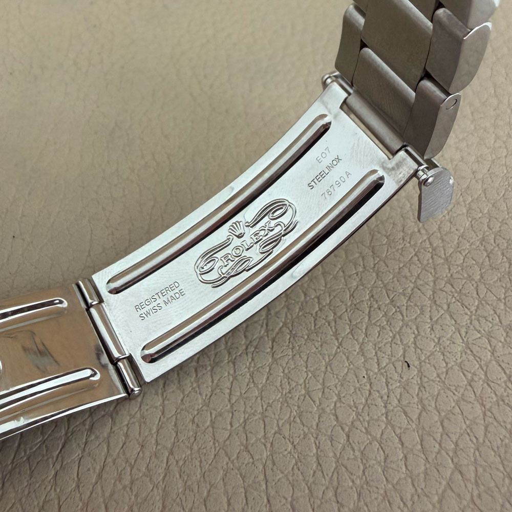 Rolex Explorer II Polar 3186 16570 10