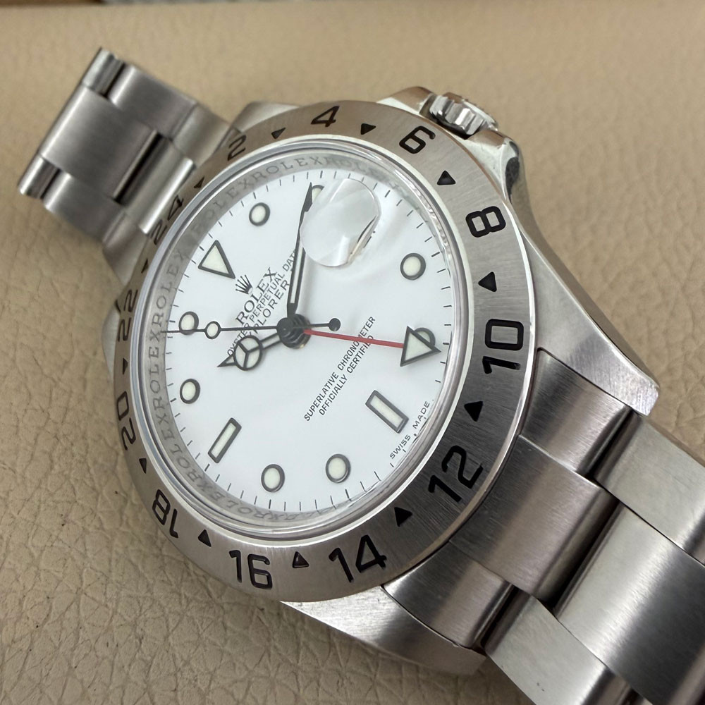Rolex Explorer II Polar 3186 16570 13