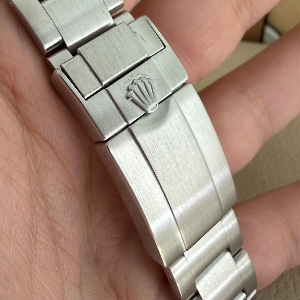 Rolex Explorer II 216570 9