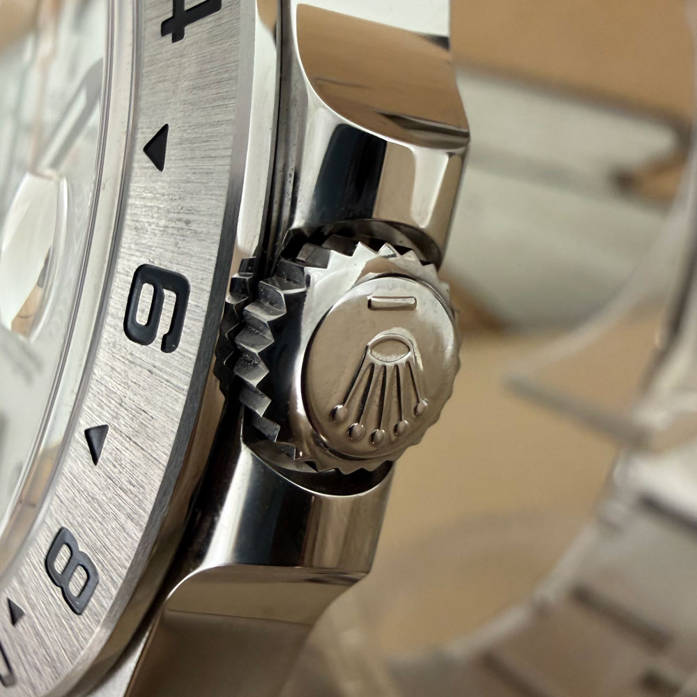 Rolex Explorer II 226570 4