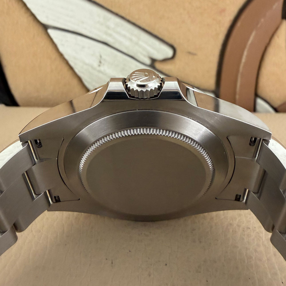 Rolex Explorer II 226570 8