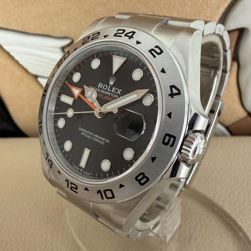 Rolex Explorer II Near NOS 226570 2