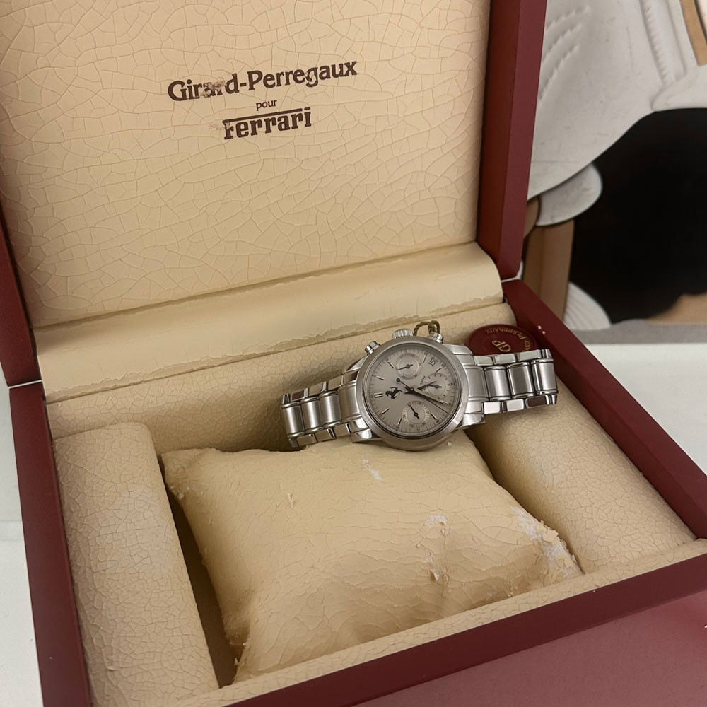 Girard-Perregaux Ferrari 8020 1