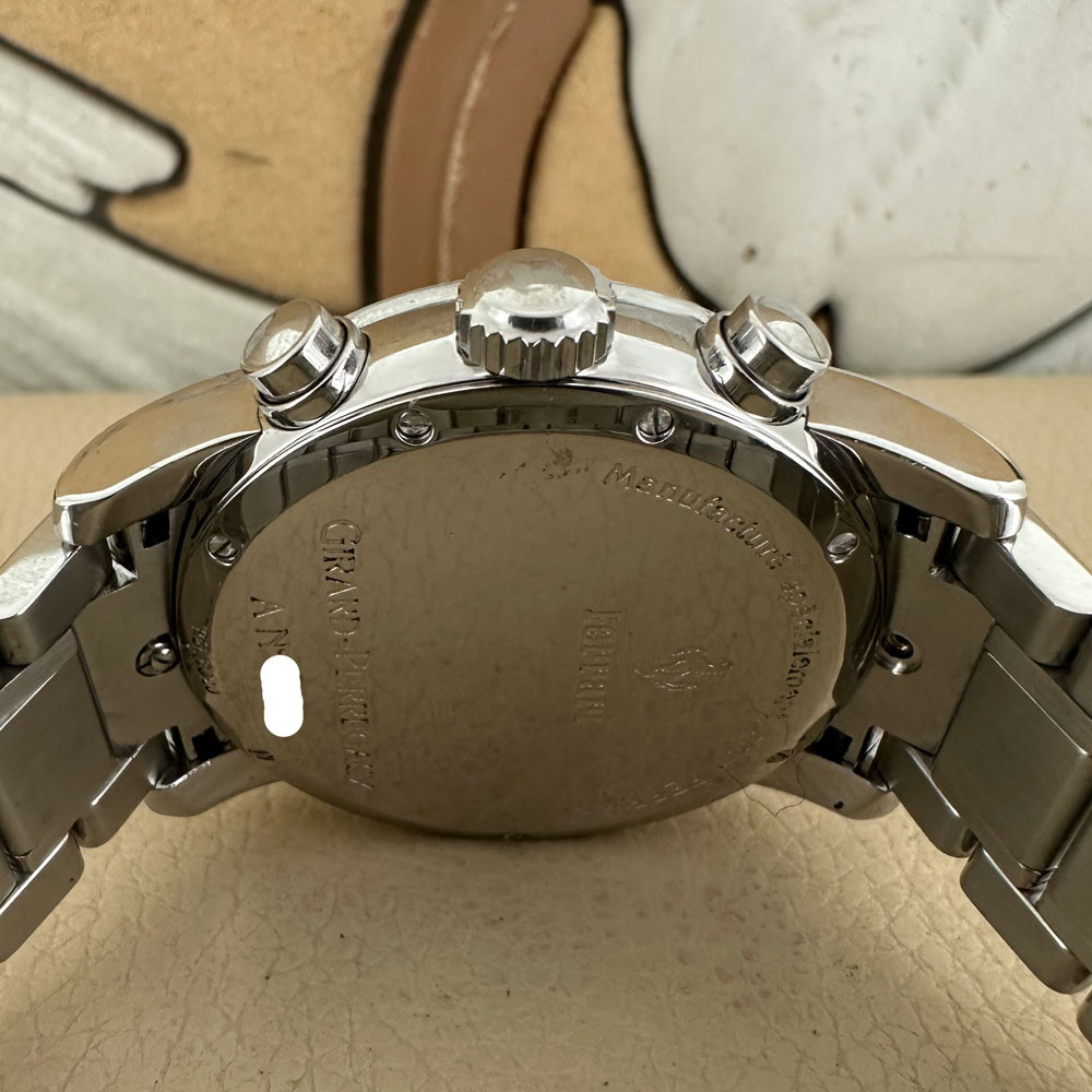 Girard-Perregaux Ferrari 8020 7