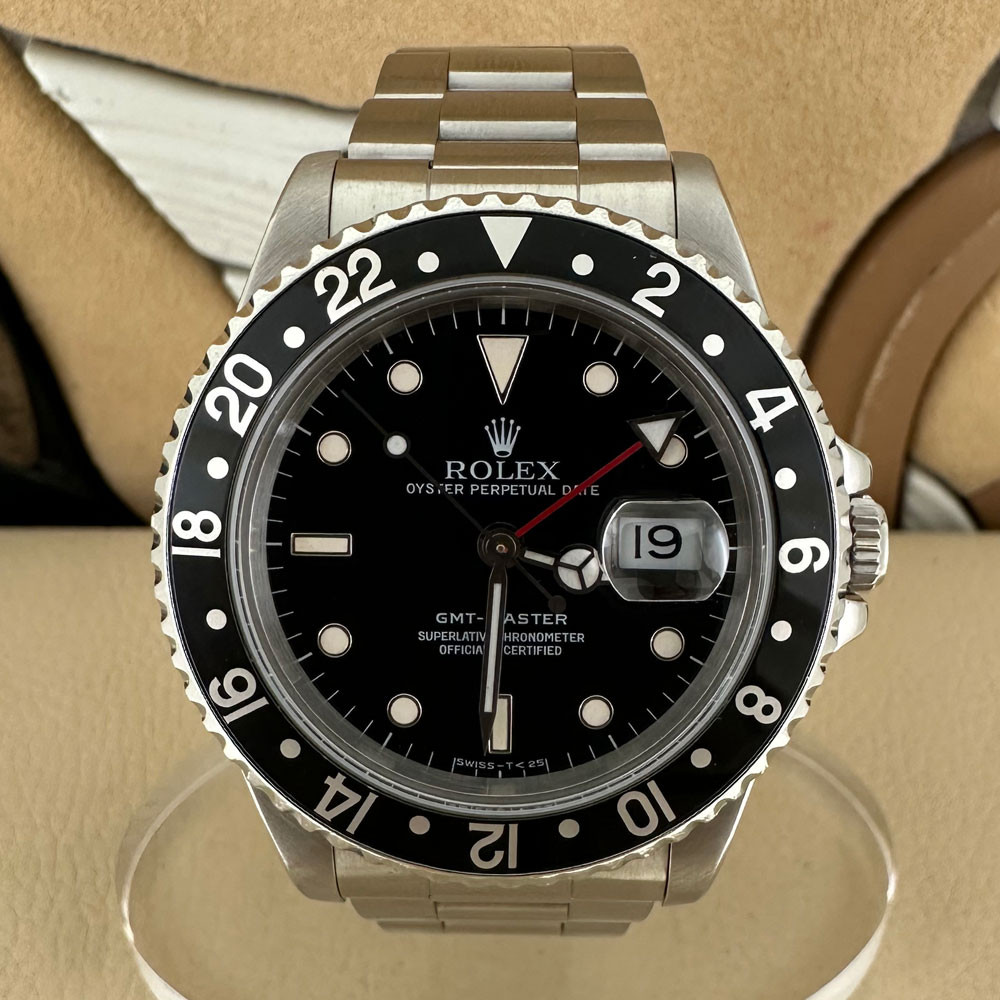 Rolex GMT-Master 16700 0