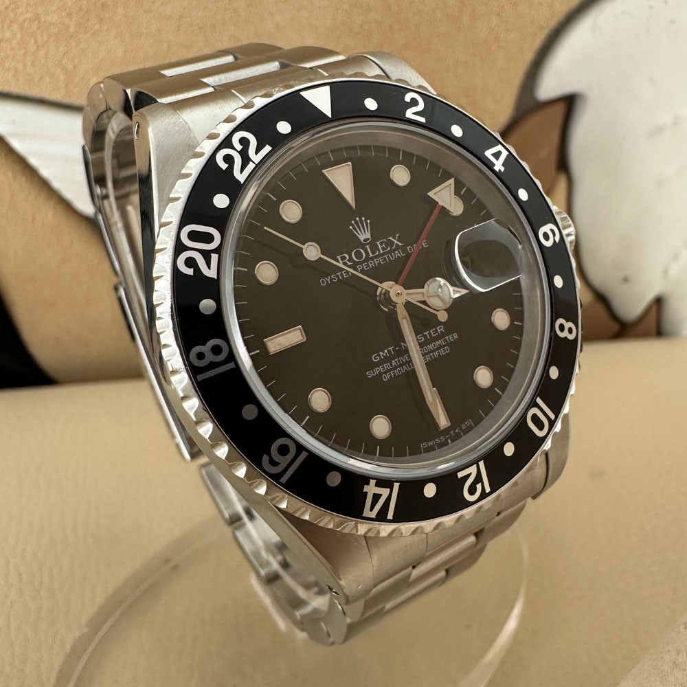 Rolex GMT-Master 16700 3