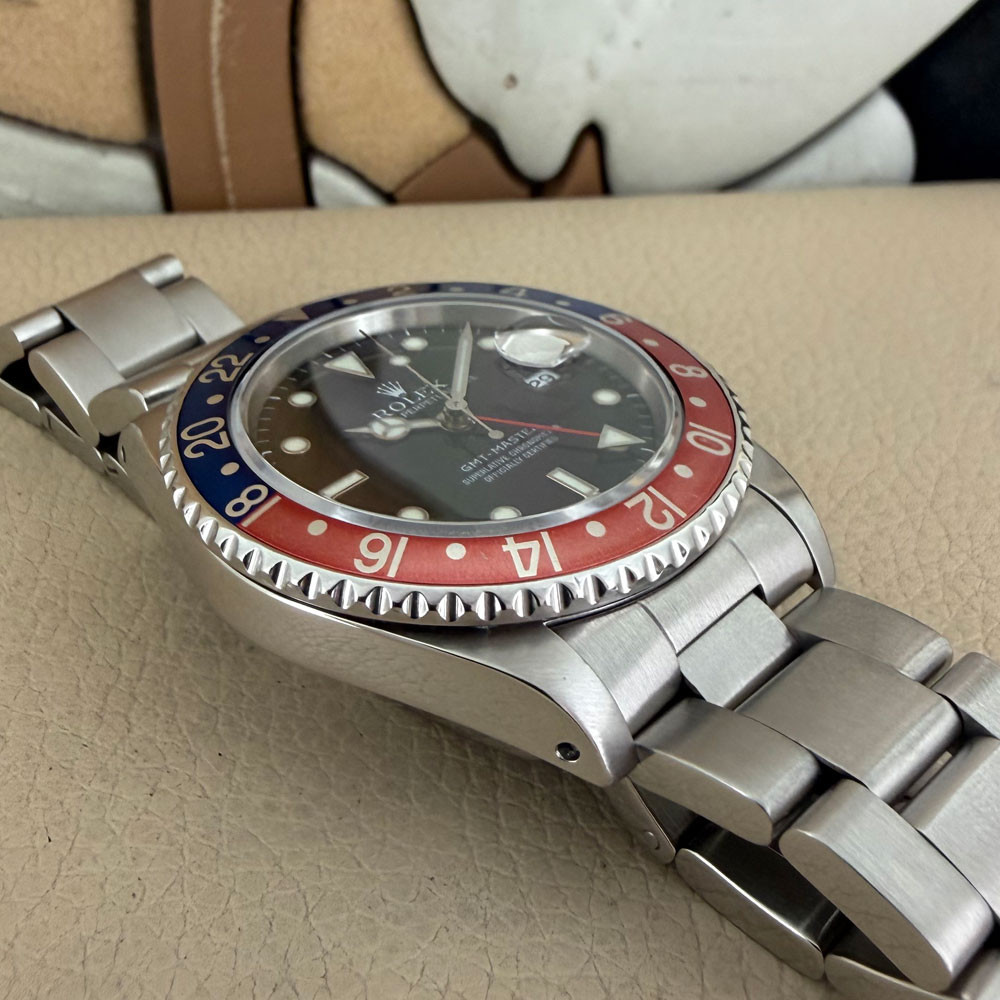 Rolex GMT-Master Pepsi 16700 12