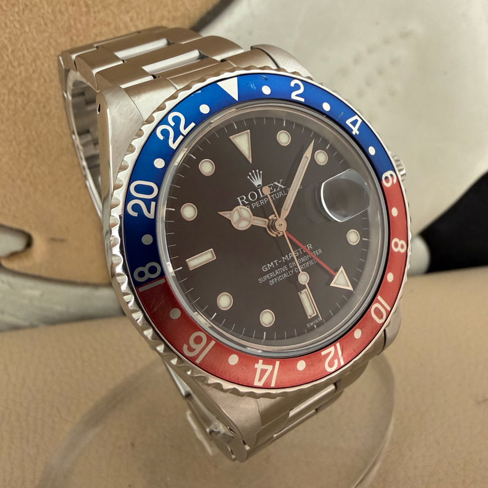 Rolex GMT-Master Pepsi 16700 2