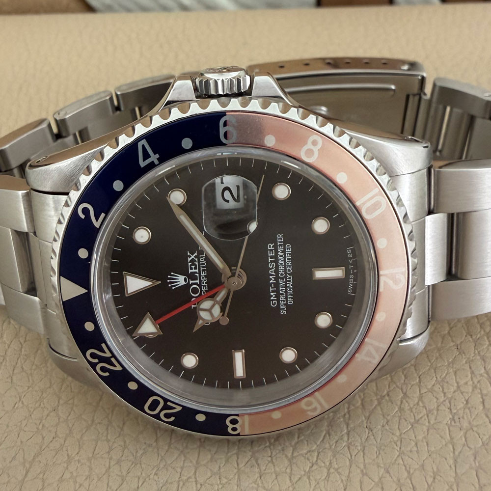 Rolex GMT-Master Pepsi Faded Bezel 16700 14