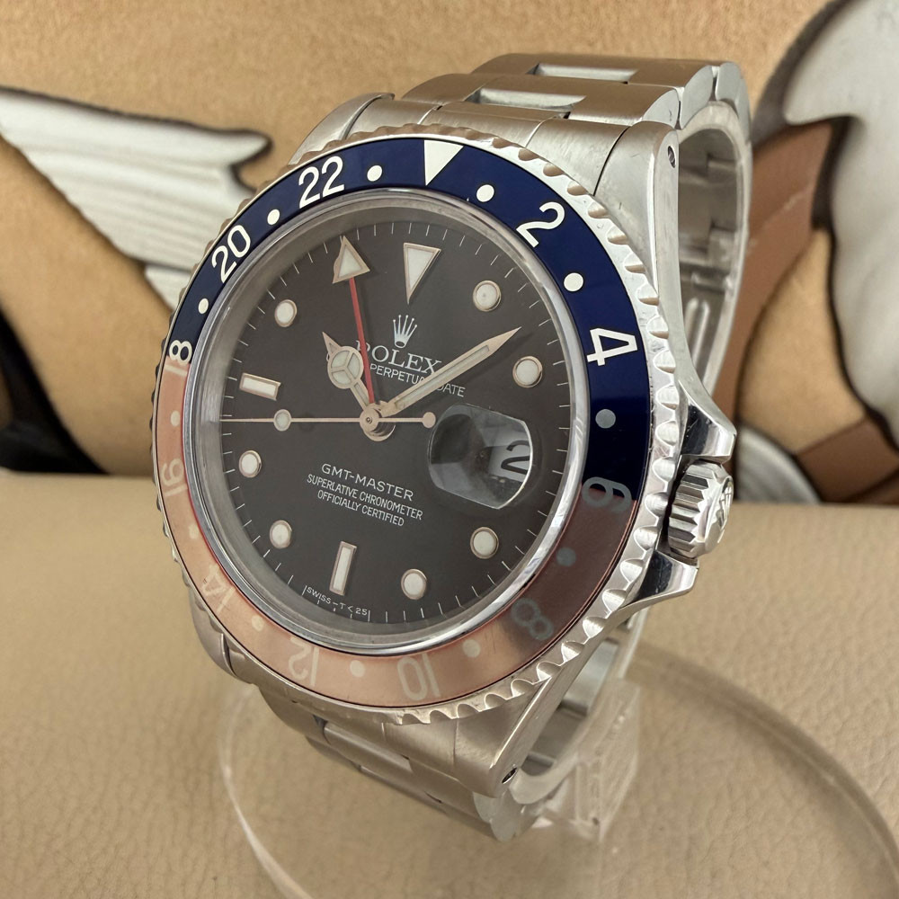 Rolex GMT-Master Pepsi Faded Bezel 16700 1
