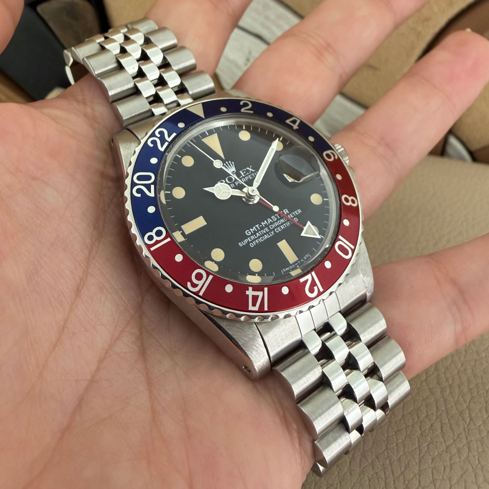 Rolex GMT-Master 1675 11