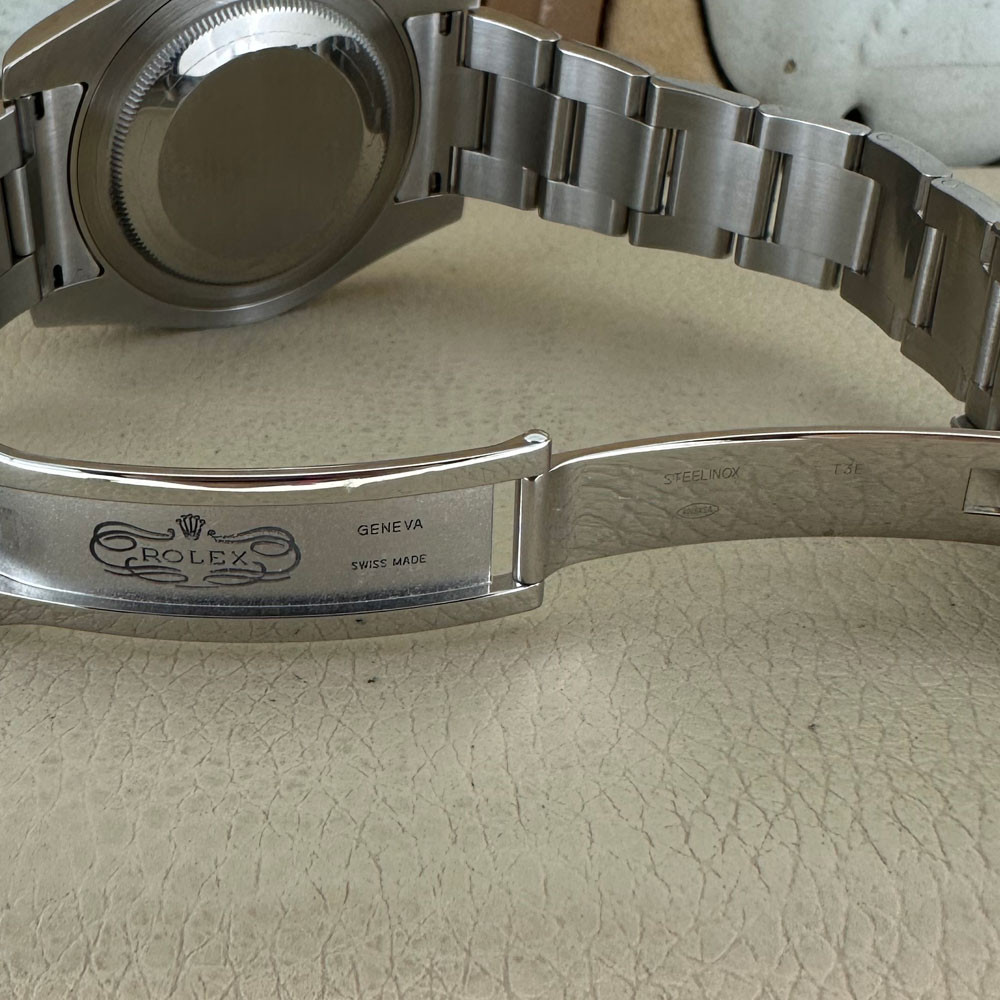 Rolex GMT-Master II 116710LN 11