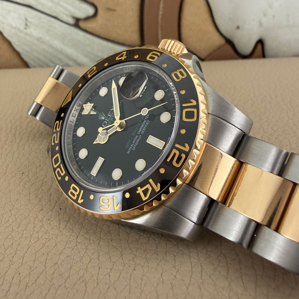 Rolex GMT-Master II 116713LN 14